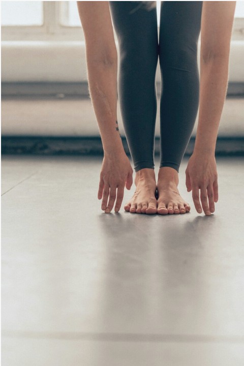 Prenatal class in studio
